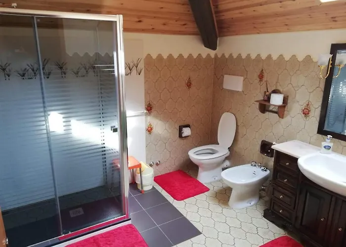 Anna Porto Valtravaglia